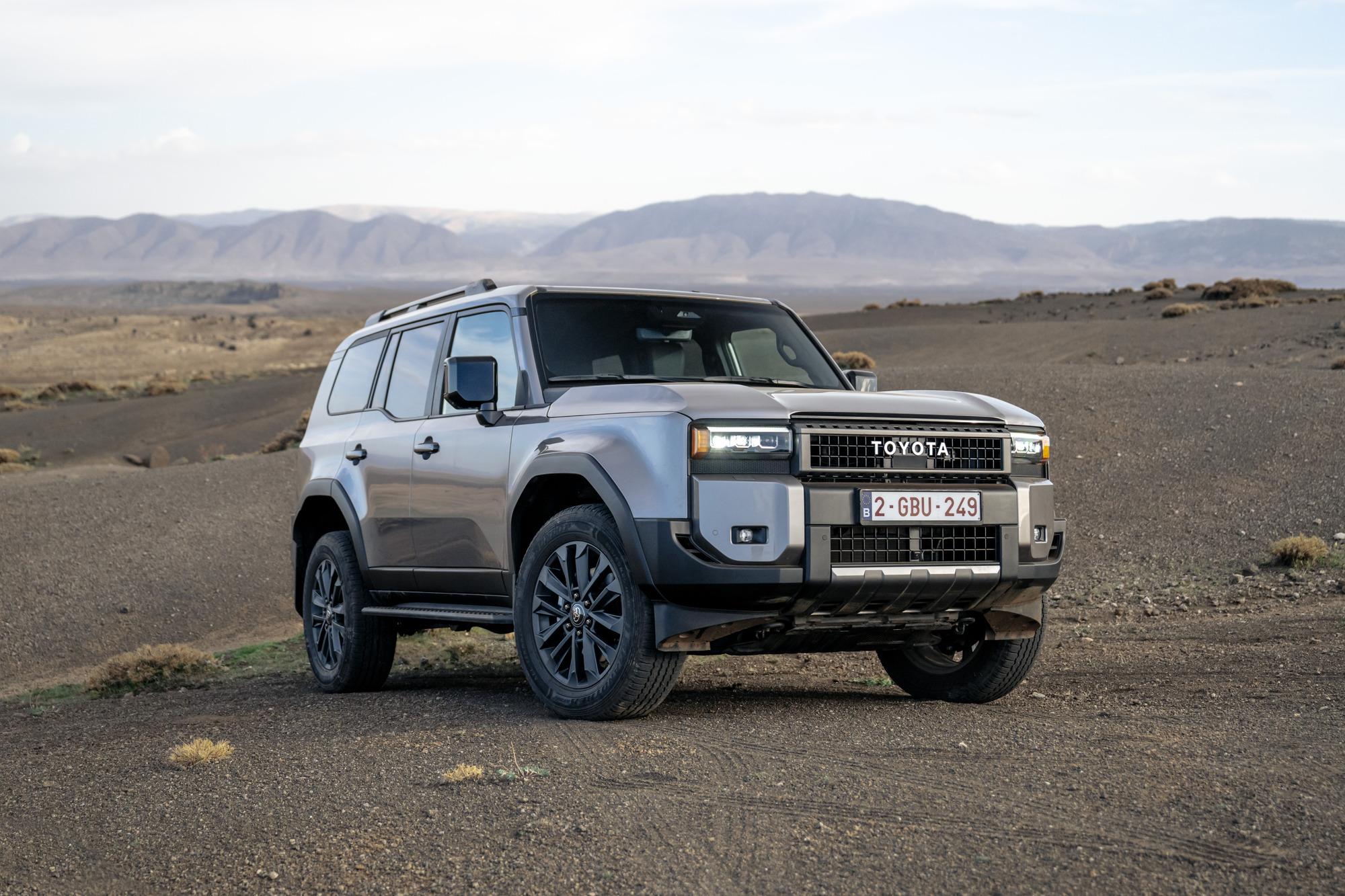 To Toyota Land Cruiser τώρα και ως ήπια υβριδικό